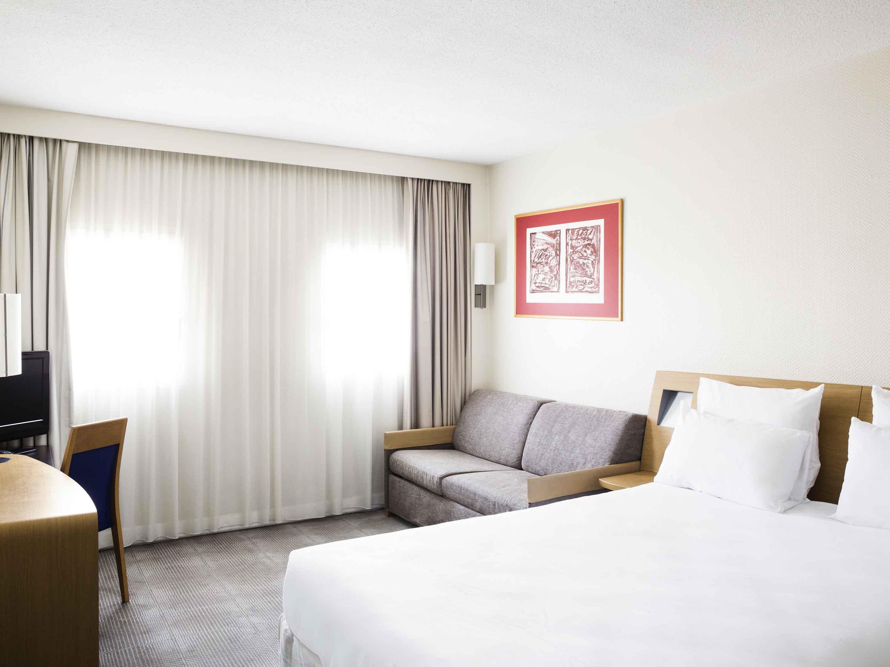 โนโวเทล ปารีส ซูเรเนอ ลงชอง Hotel ซูเรน ภายนอก รูปภาพ