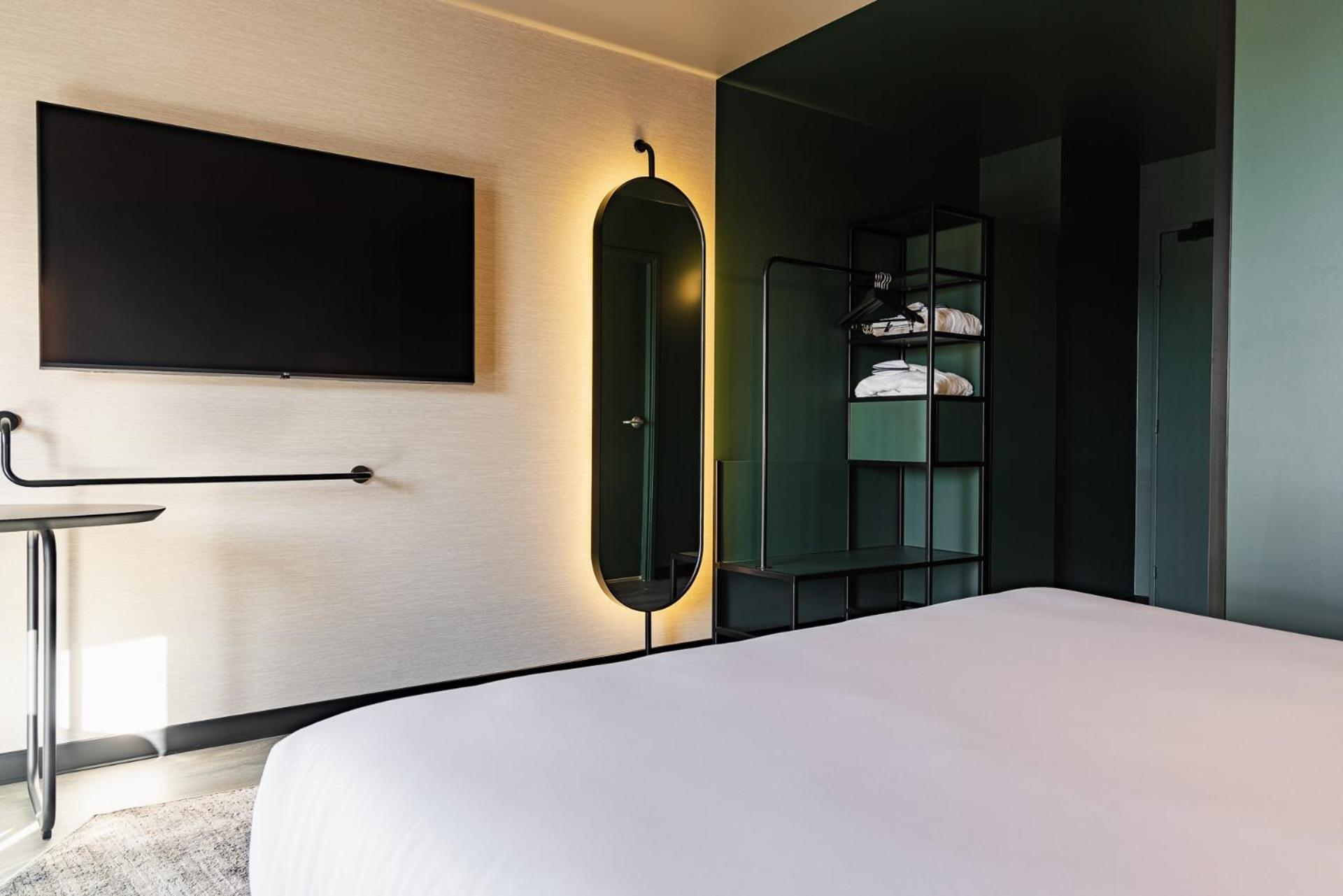 โนโวเทล ปารีส ซูเรเนอ ลงชอง Hotel ซูเรน ภายนอก รูปภาพ