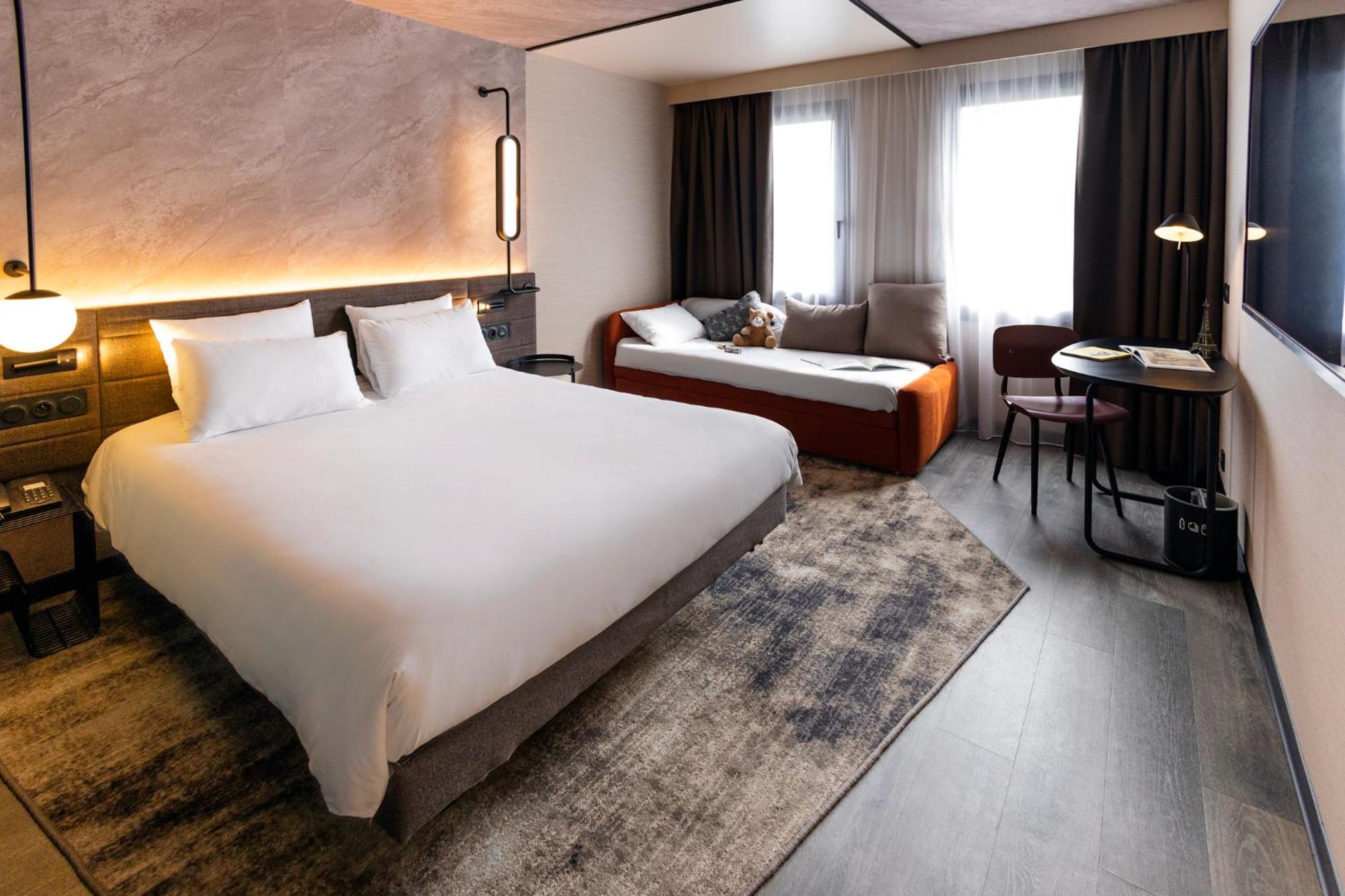 โนโวเทล ปารีส ซูเรเนอ ลงชอง Hotel ซูเรน ภายนอก รูปภาพ